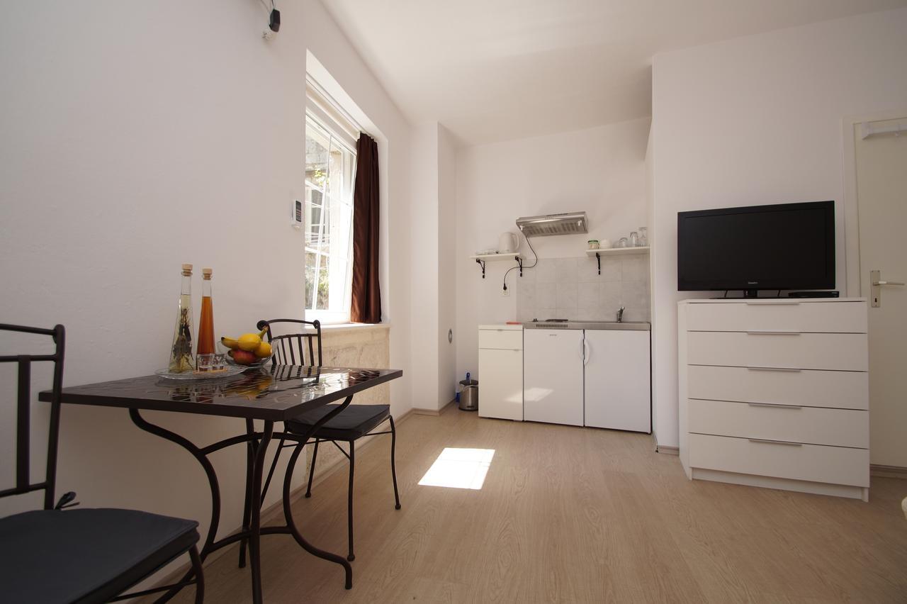 White House Apartments Korcula Town Exterior photo